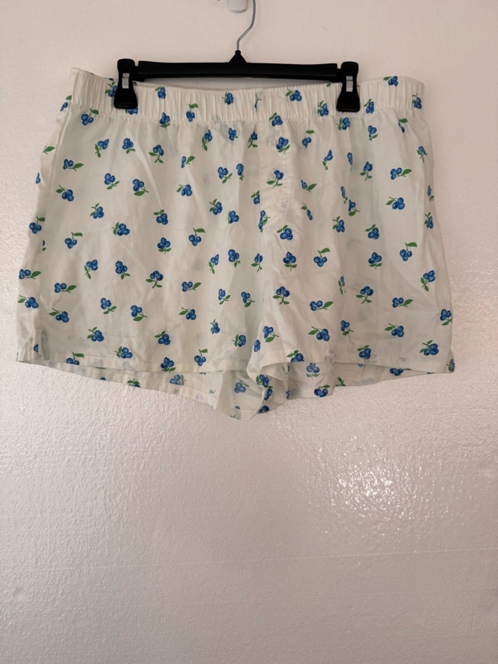 Colsie White High-Waist Lounge Shorts with Blue Floral Print